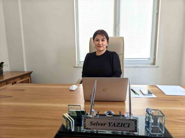 Yalnızlık Korkusu ‘İstifçiliğe’ İtiyor