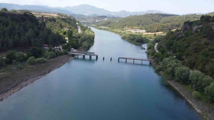 Ziyaretçilerini Dinlendiren Manzara: Aladağ