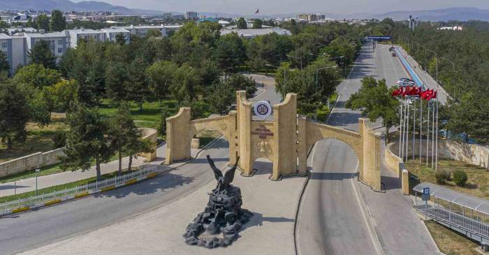 Atatürk Üniversitesinden Dus’ta Büyük Başarı