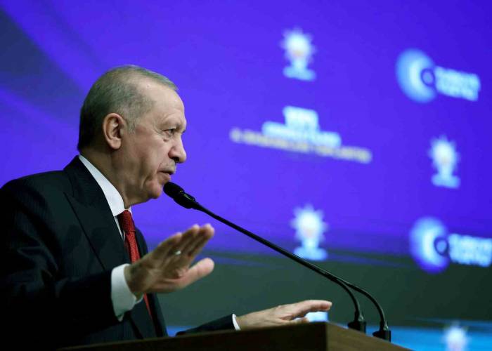 Cumhurbaşkanı Erdoğan: "Yeni Anayasayı Evrensel Ölçüleri Yansıtan Eksiksiz Bir Hürriyetler Listesi Olarak Aziz Milletimizin Ve Demokrasimizin Envanterine Katmakta Kararlıyız"