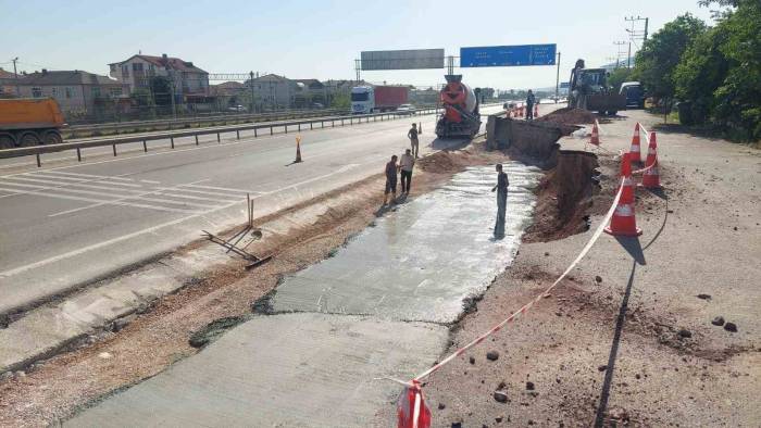 Kirazlıyalı’ya Trafiği Rahatlatacak Durak Cebi Yapılıyor