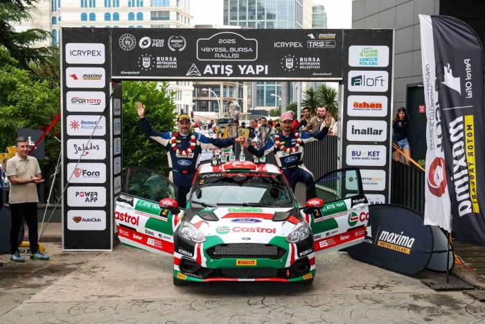 Castrol Ford Team Türkiye, Yeşil Bursa Rallisi’nde Markalar Kupası’nı Kazandı