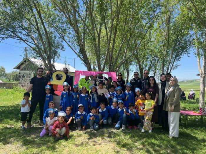 Hınıs’ta ’beraber Bir Dondurma Yemeyelim Mi?’ Etkinliği