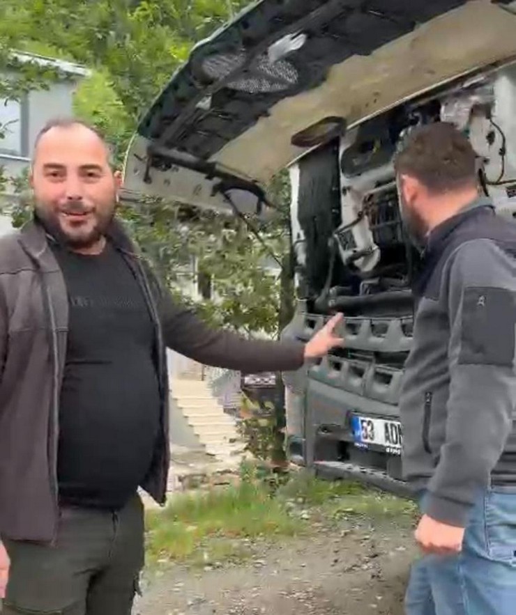 rizeli-ahmet-yankin-motoruna-kusun-yuva-yaptigi-ve-gunluk-7-bin-500-10-bin-tlye-kiralanan-hafriyat-kamyonunu-yumurtalara-zarar-gelmemesi-icin-15-gundur-calistirmiyor-3.jpg