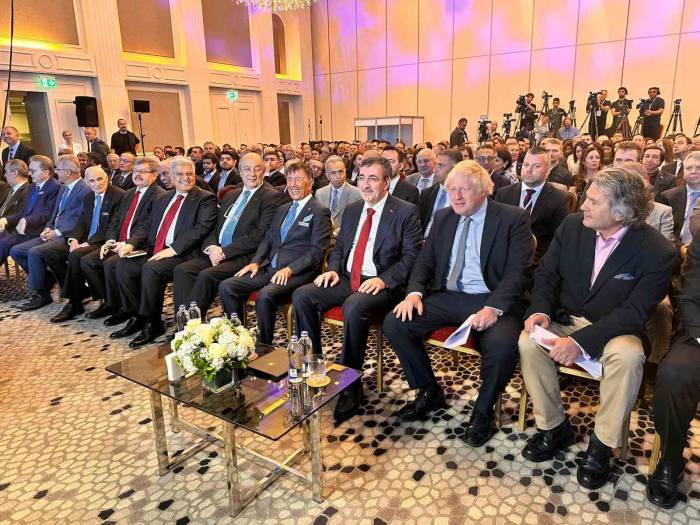 Cumhurbaşkanı Yardımcısı Yılmaz: ‘‘Kararlılıkla Uyguladığımız Ekonomi Programı Başarılı Sonuçlar Üretmekte’’