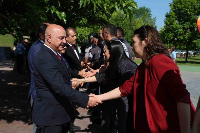 Düzce Üniversitesi Bayramlaştı