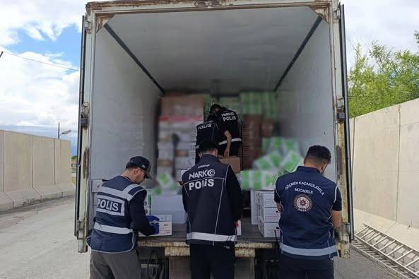 Erzincan’da Zehir Tacirlerine Göz Açtırılmıyor