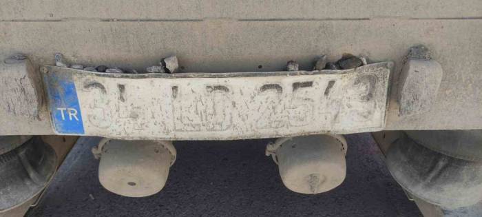 Plakası Gözükmesin Diye Elinden Geleni Yapan Sürücülere Ceza Yağdı