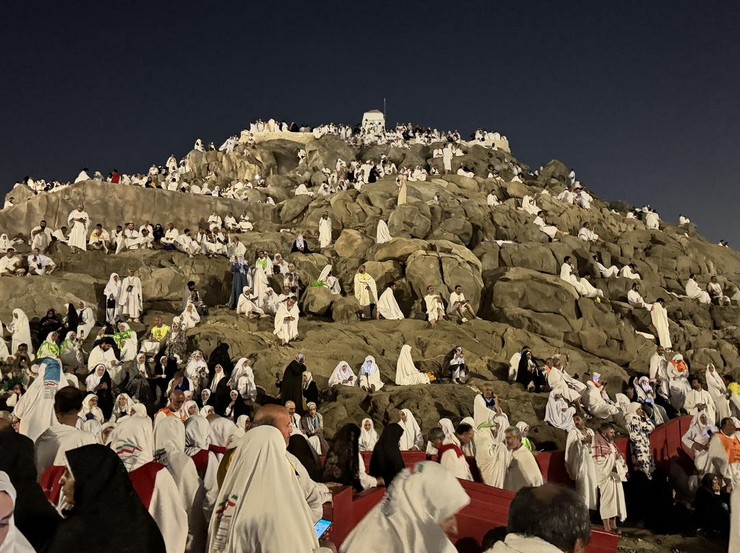 rize-hac-kafilesi-arafat-vakfesini-tamamladi-7.jpg
