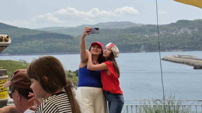 Turistik İlçe Amasra’da Doluluk Oranı Yüzde 90’ı Aştı