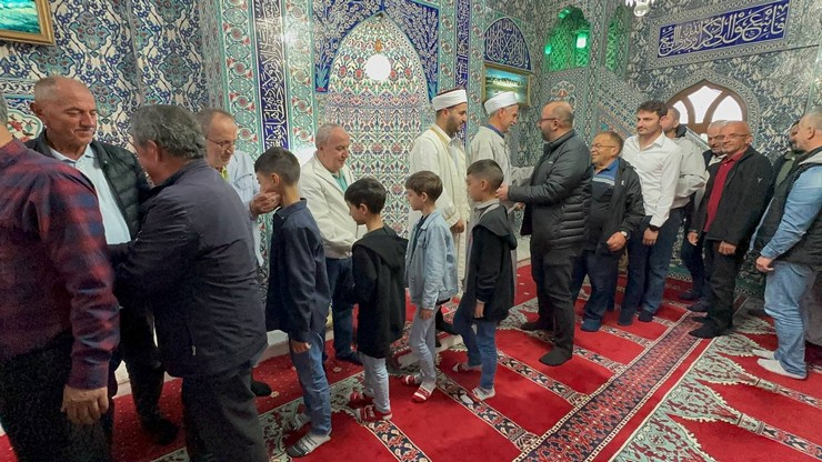 rizede-kurban-bayrami-bayramlasmasi-3.jpg