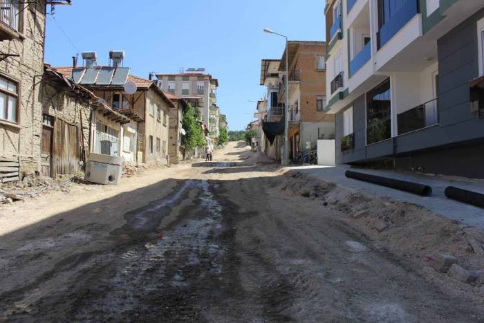 Asat’tan Elmalı’ya Altyapı Takviyesi