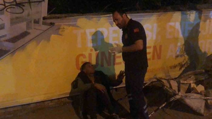 Dilencinin Yeni Numarası Sağlık Ekipleri Gelince Ortaya Çıktı