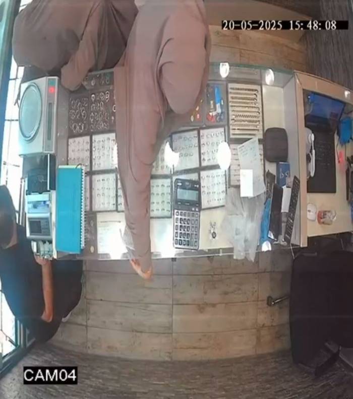 Kuyumculara Dadanan Suç Makinesi Biri Çocuk 2 Kişi Yakalandı