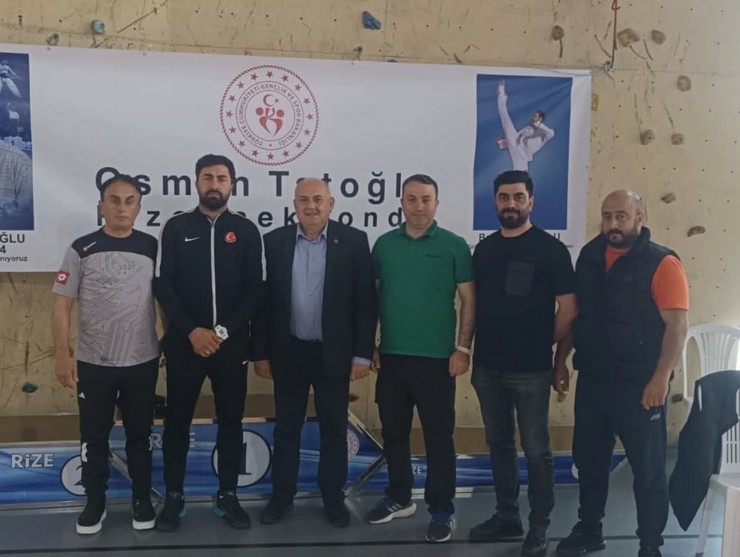 rizede-tekvando-heyecani-osman-tatoglu-minikler-ve-anadolu-yildizlar-ligi-il-secmeleri-basariyla-tamamlandi-1.jpg