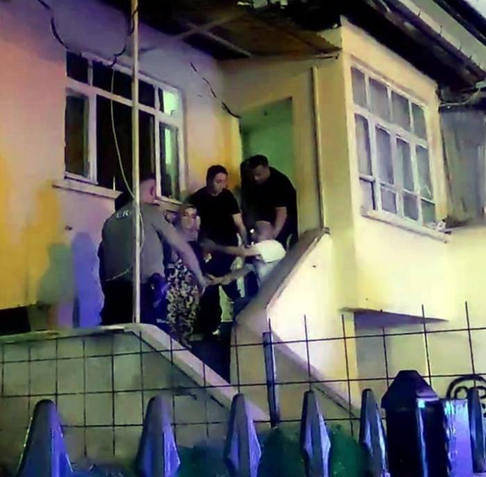 Tartıştığı Kişilere Bıçak Çekmişti, Sınır Dışı Edildi