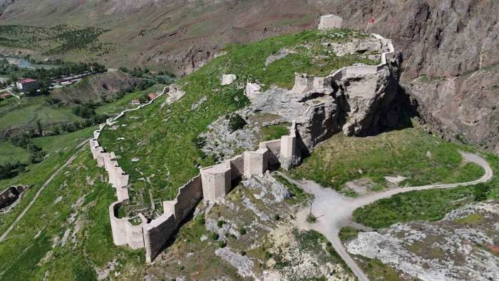 Anadolu’da Asırlardır Fetih Edilemeyen Türk Kalesi