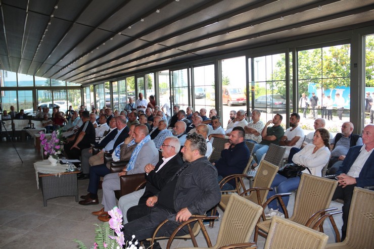 tff-3-lig-ekiplerinden-pazarspor-kulubunde-gerceklestirilen-olagan-genel-kurul-18.jpg