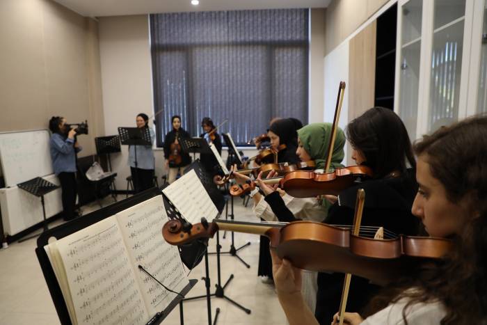 Ali Ulvi Kurucu Gençlik Merkezi’nde Yaz Dönemi Kayıtları Başlıyor