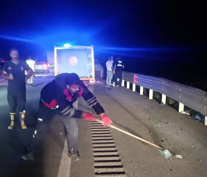 Van’da Otomobil Takla Attı: 4 Yaralı