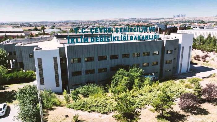 Bakan Kurum: "Hava Kirliliğiyle Mücadelede Taviz Vermiyoruz"