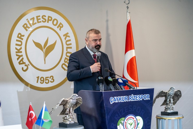 aykur-rizespor-kulubunun-94-olagan-genel-kurul-toplantisi-ve-rizespor-futbol-yatirimlari-sanayi-ve-ticaret-a-s-genel-kurulu-rizespor-futbol-akademisi-konferans-salon-1.jpg