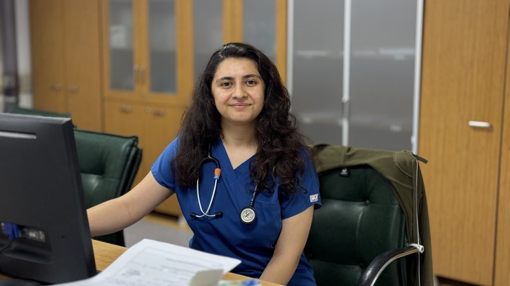 karadeniz-teknik-universitesi-ktu-farabi-hastanesinde-gorevli-prof-dr-atila-turkyilmaz-ile-kizi-asistan-dr-caglasu-turkyilmaz-ayni-hastanede-hayat-kurtarmak-icin-5-001.jpg