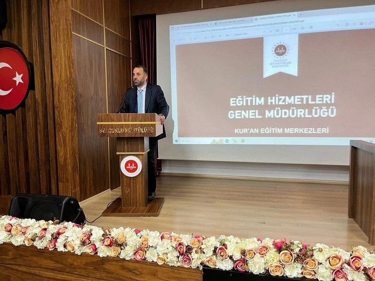 kuran-egitim-merkezleri-tanitim-programi-konyada-gerceklestirildi-1.jpg