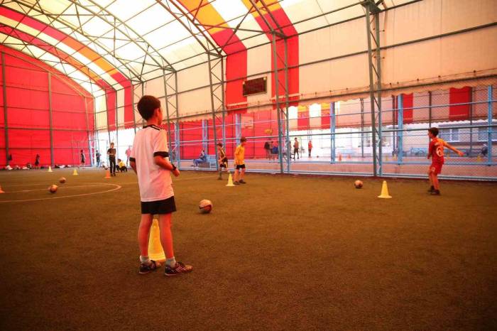 Merkezefendi’de Yaz Spor Okulları İçin Kayıtlar Sürüyor