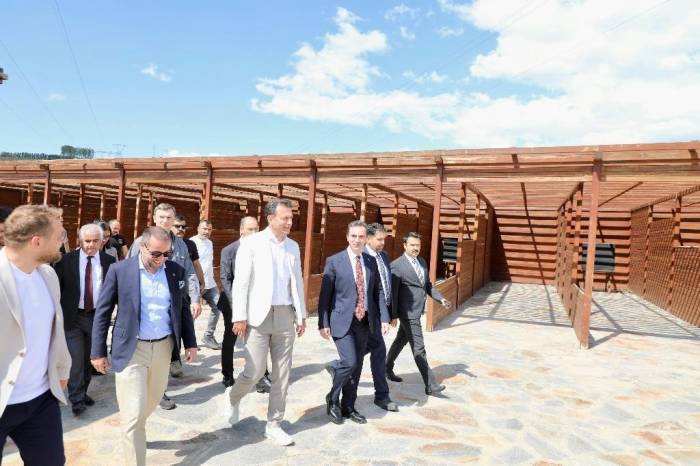 Bitlis Valisi Karakaya, 1071 Malazgirt Zaferi’nin Kutlanacağı Alanda İncelemelerde Bulundu
