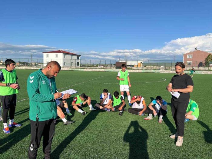 Kars 36 Spor’da Altyapı Seçmelerinde İlk Etap Tamamlandı