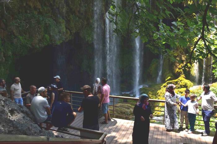 Mersin’deki Gizemli Hazineye Ziyaretçi Akını