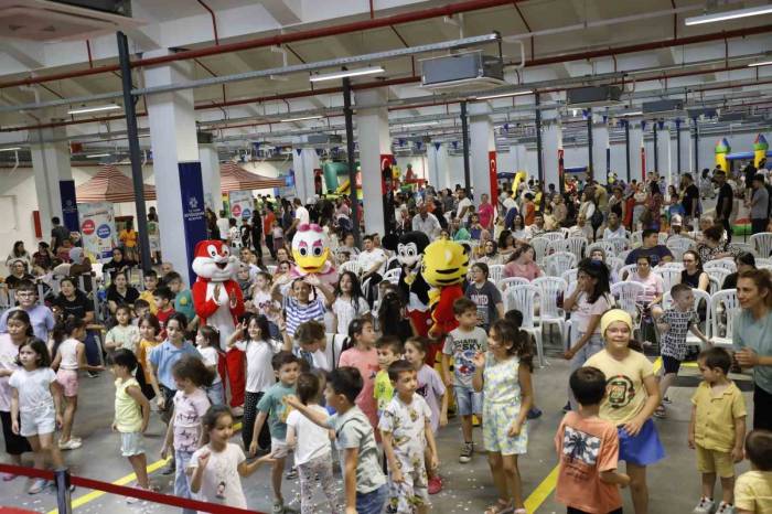 Aydın Büyükşehir’in Karne Şenliği Coşkuyla Tamamlandı