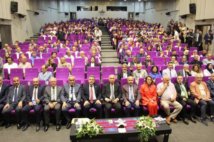evre-sehircilik-ve-iklim-degisikligi-bakanligindan-cevre-muhendisi-ali-cem-deniz-turkiye-ve-akdenizin-iklim-degisikligi-risklerine-dikkat-cekti-2.jpg