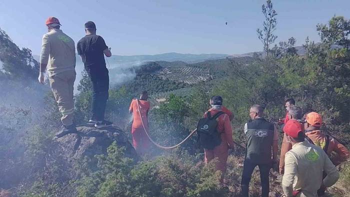 Kırkağaç’taki Orman Yangını Kontrol Altına Alındı