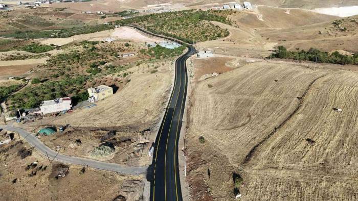 Siirt’te 29 Köyün Bağlantı Yolu Sıcak Asfaltla Yenilendi