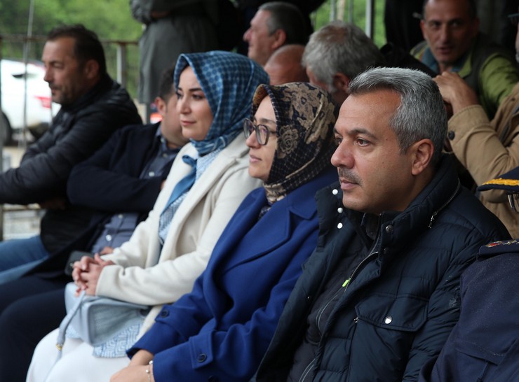 rizede-29-camlihemsin-ayder-kultur-sanat-ve-doga-festivali-boga-guresleriyle-tamamlandi-5.jpg