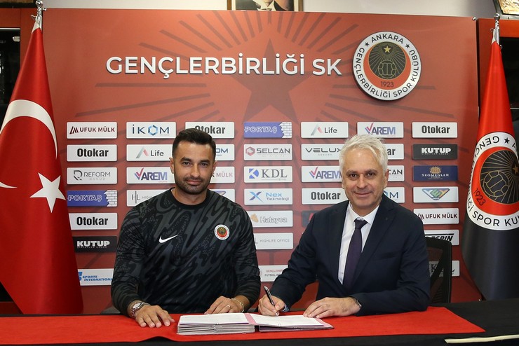 gokhan-akkan-genclerbirliginde-5.jpg