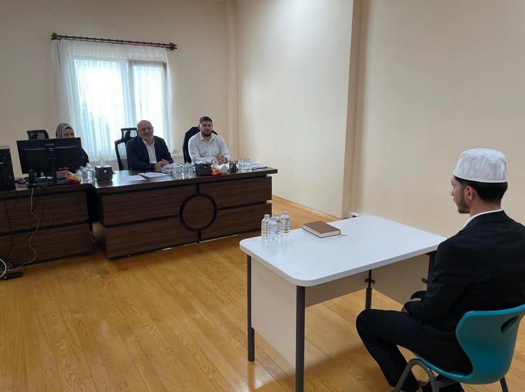 rizede-hafizlik-tespit-sinavlari-basladi-4.jpg
