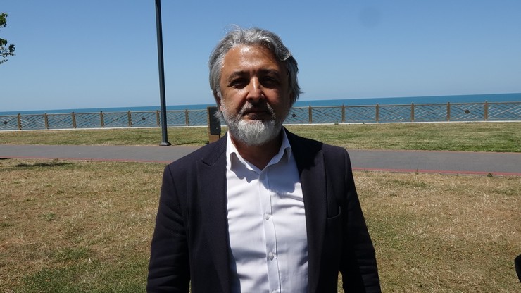 karadeniz-teknik-universitesinden-ktu-prof-dr-ersan-basar-kuresel-isinma-etkisiyle-kutup-bolgeleri-ve-yuksek-daglardaki-buzullarin-hizla-eridigini-belirtti-10.jpg