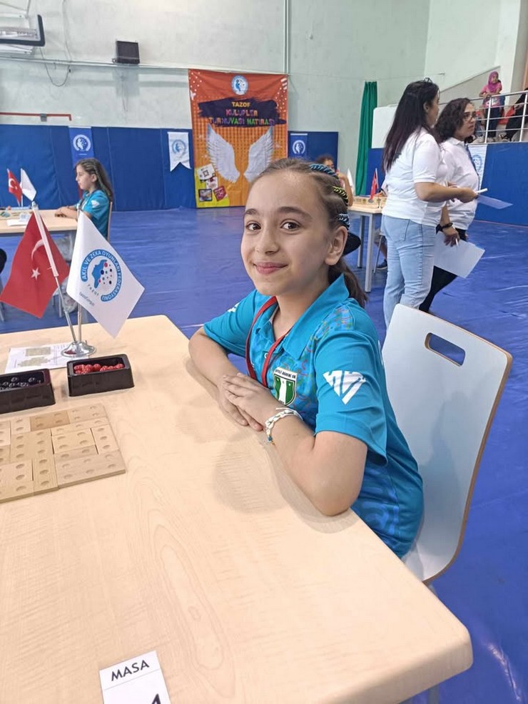 cayeli-akademi-spor-kulubu-akil-ve-zeka-oyunlari-turnuvasinda-turkiye-ucuncusu-oldu-6.jpg