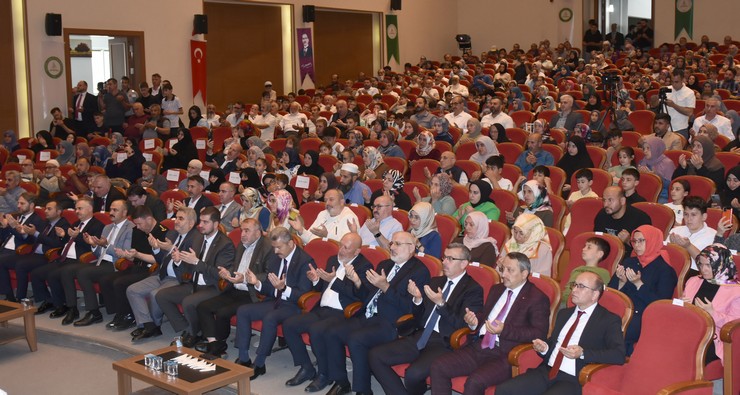 artvinde-31-hafiz-icin-icazet-toreni-yapildi-2.jpg