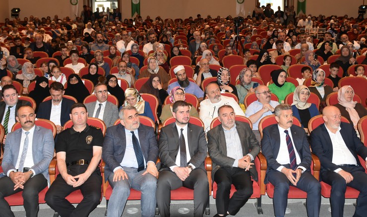 artvinde-31-hafiz-icin-icazet-toreni-yapildi-3.jpg