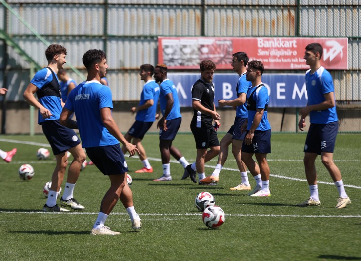 caykur-rizespor-antrenmani-2.jpg