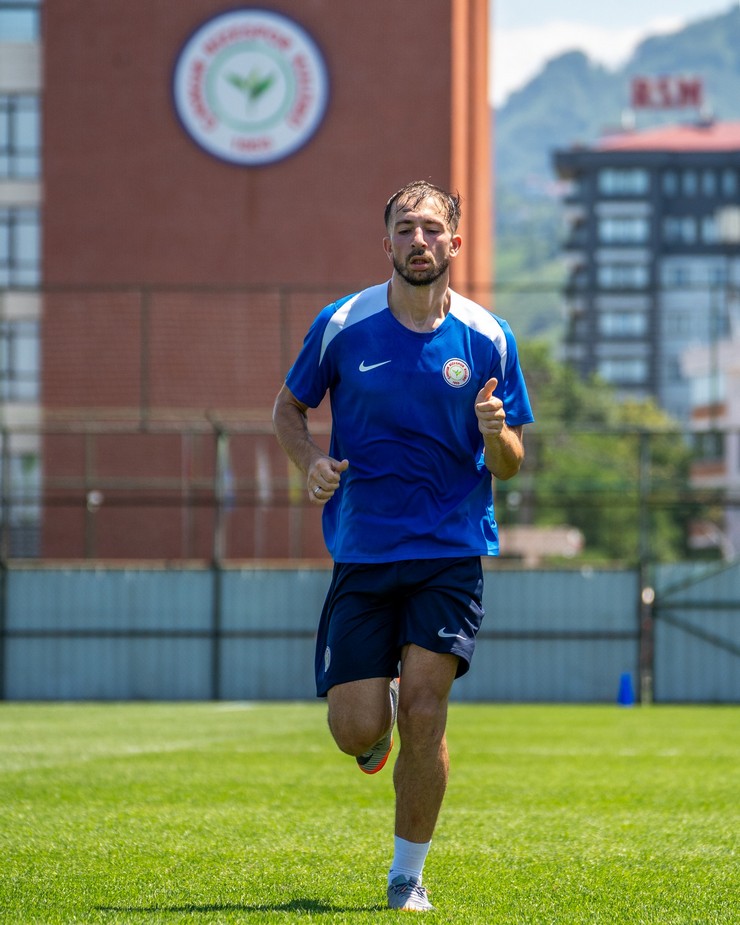 halil-dervisoglu-caykur-rizesporda-3.jpg