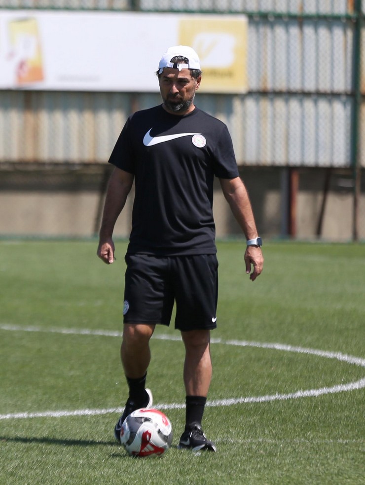 ilhan-palut-caykur-rizespor-teknik-direktoru-2.jpg