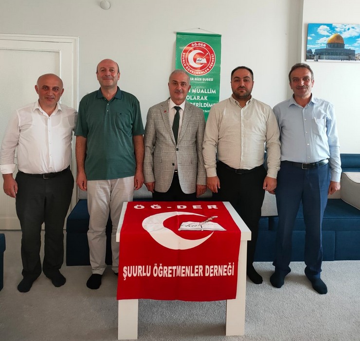 rize-og-der-subesinde-bayrak-degisimi-4.jpg