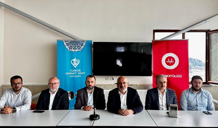 rizede-hafizlik-sinavi-sonrasi-degerlendirme-toplantisi-yapildi-2.jpg