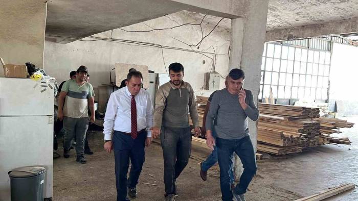 Kars Belediye Başkanı Prof. Dr. Senger’den Sanayi Esnafına Ziyaret