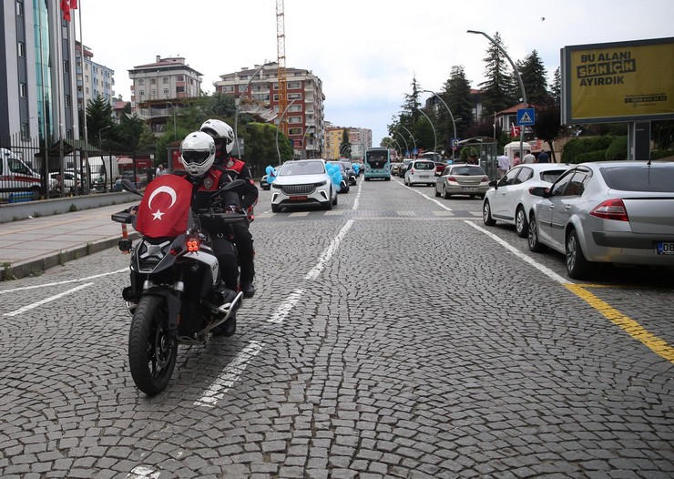 trabzon-vakiflar-bolge-mudurlugunce-rizede-19-cocuk-icin-sunnet-soleni-organize-edildi-3.jpg